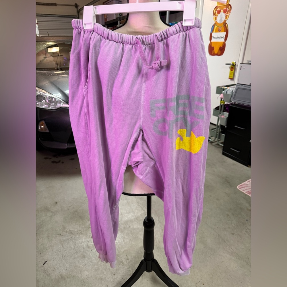 Freecity Dusty Pink Joggers with Yellow Graphic